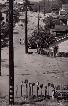 Max Yavno.  Chavez Ravine.  1945.